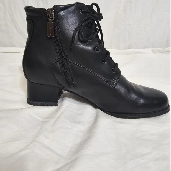 Black Blondo boots size 7 - Picture 4 of 8